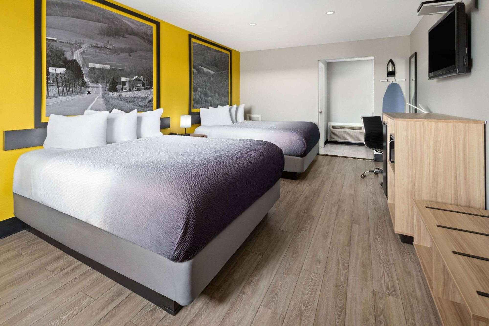 Super 8 By Wyndham 3*