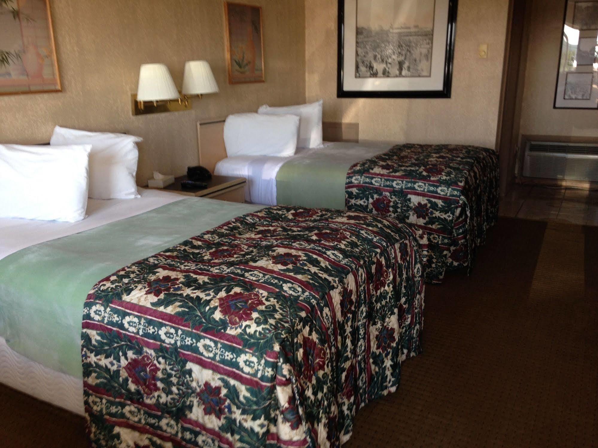 Motel Super 8 By Wyndham Hazleton