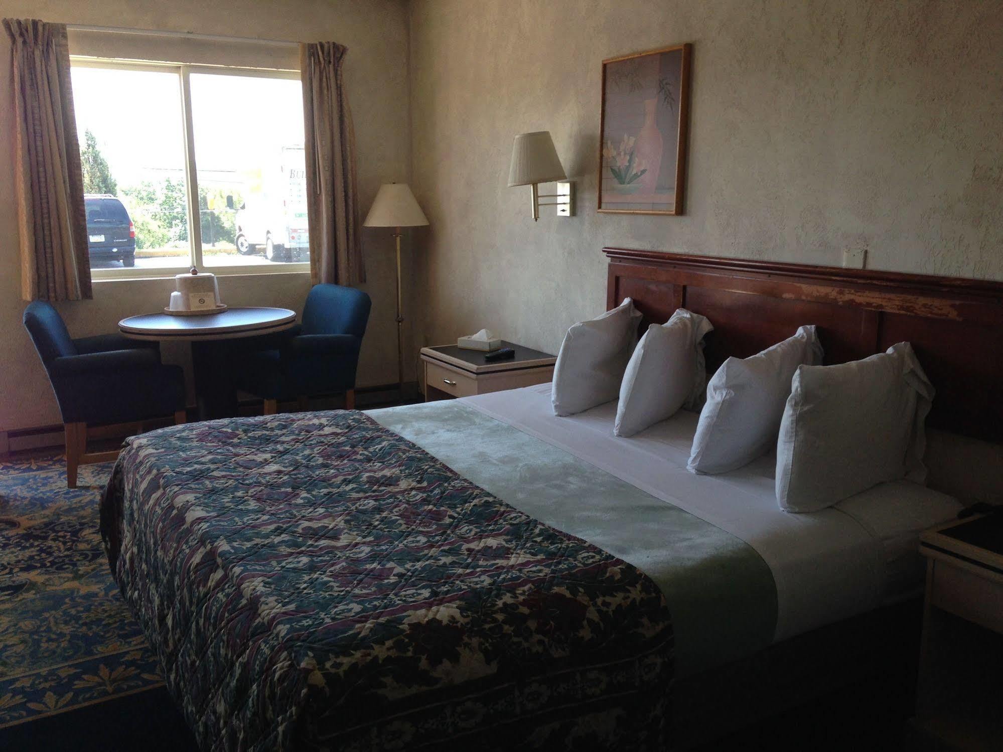 Super 8 By Wyndham 3*